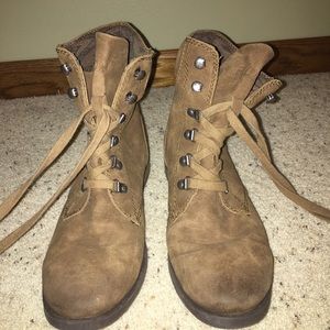 suede roxy fall ankle boots